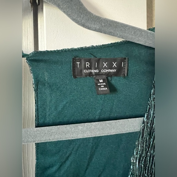 Women’s green metallic TRIXXI dress. Size M. Great condition - Picture 5 of 5